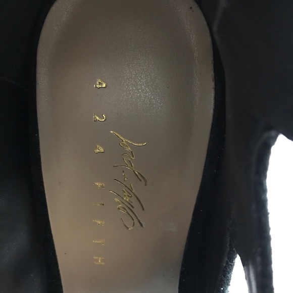 Lord + Taylor black heel sandals - Picture 3 of 4